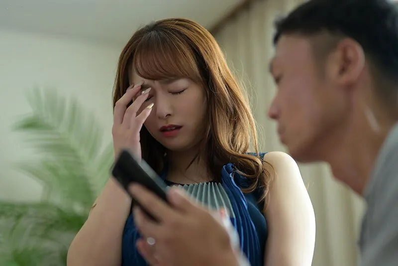 Vợ yêu sốc khi anh xã tâm sự về ước muốn nhìn người vợ bị người khác địt